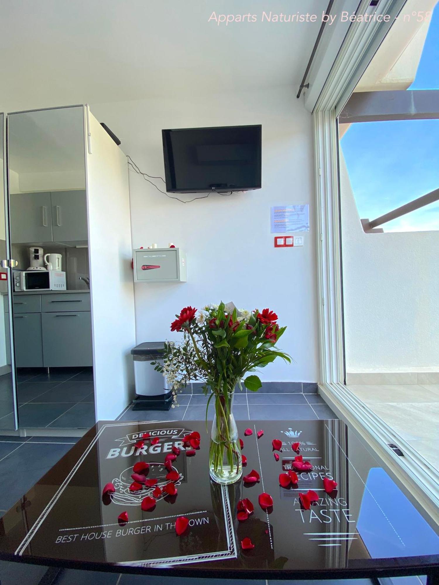 Studios Port Nature Village Naturiste Agde Room photo
